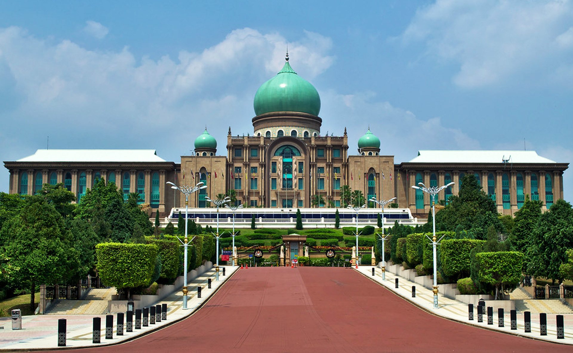 Putrajaya Tour from Kuala Lumpur